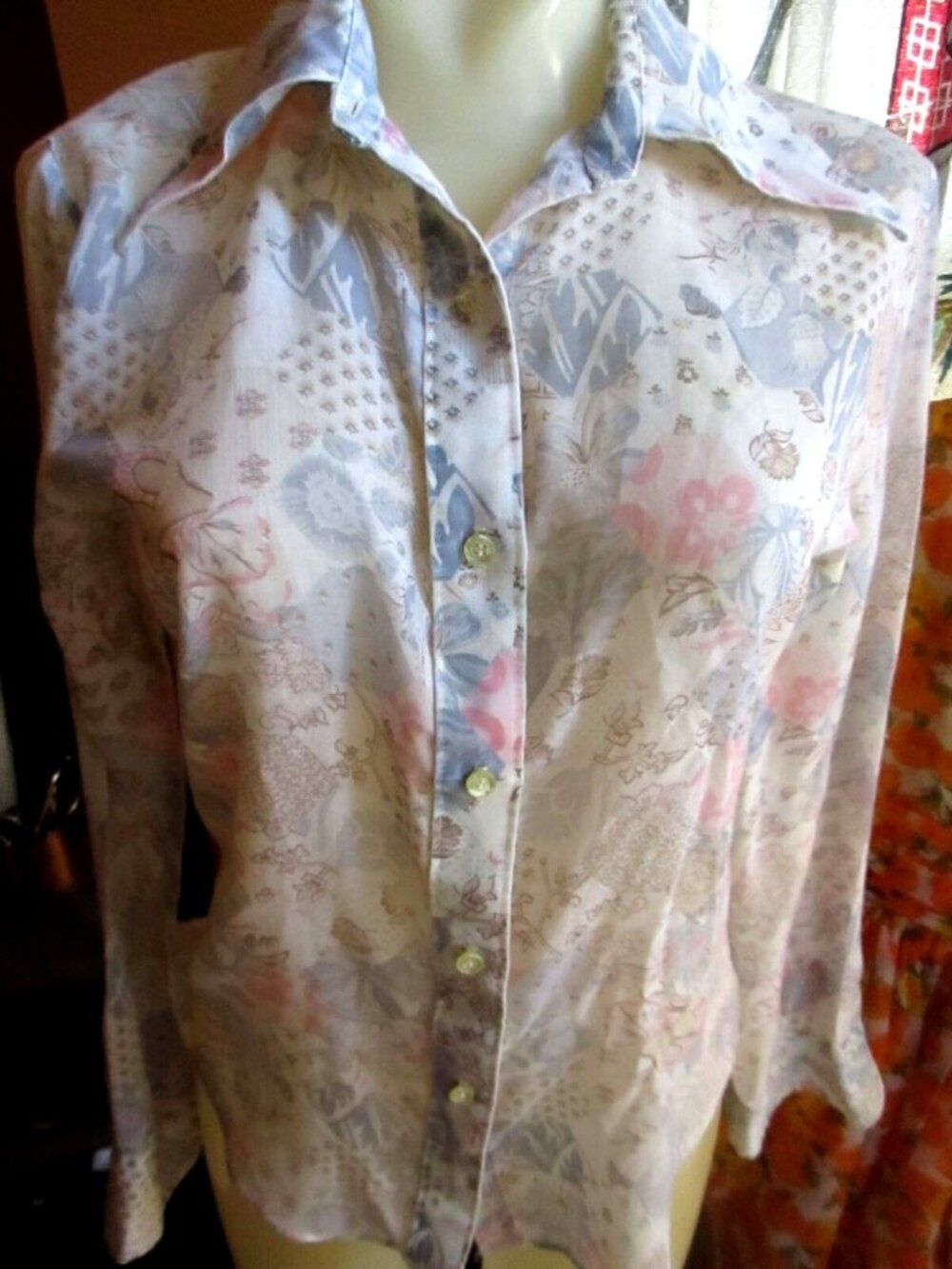 Large 12 Vintage Tucci Featherweight Boho Secretary Blouse Top 1970's  Buttery